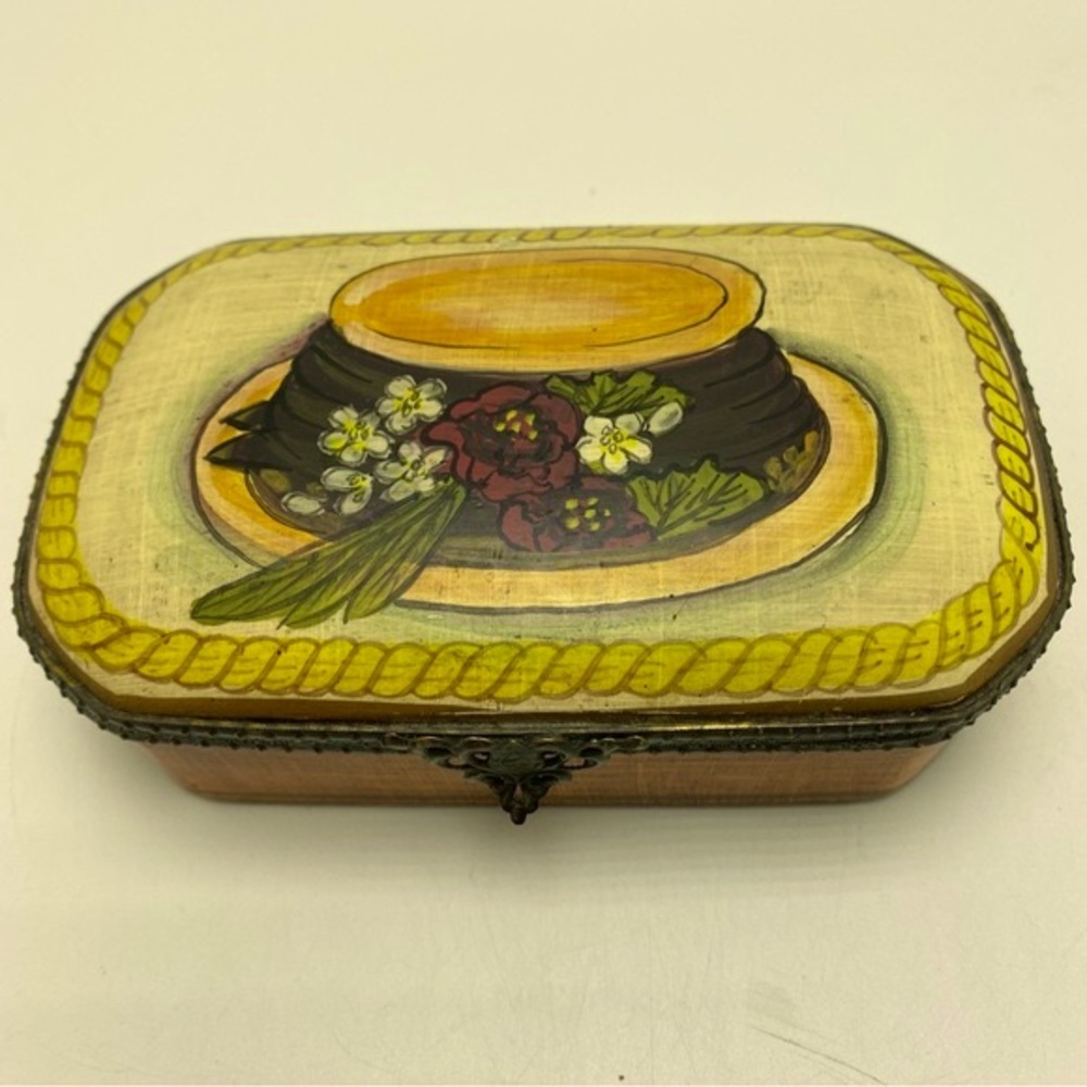 Vintage Toyo Hand Painted Porcelain Trinket Box Brass Trim